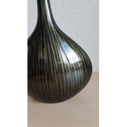 589 bottle vase